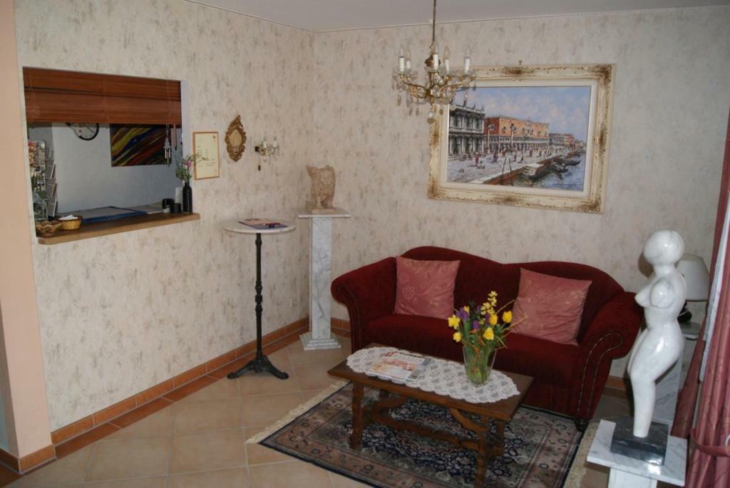 Hotel Venezia توبنجن المظهر الخارجي الصورة